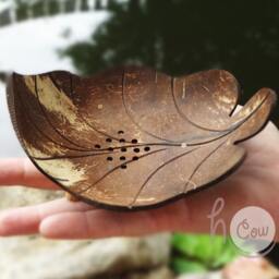 Hand Carved Coconut Shell Leaf Soap Dish, Eco Friendly Saver - thumbnail 2