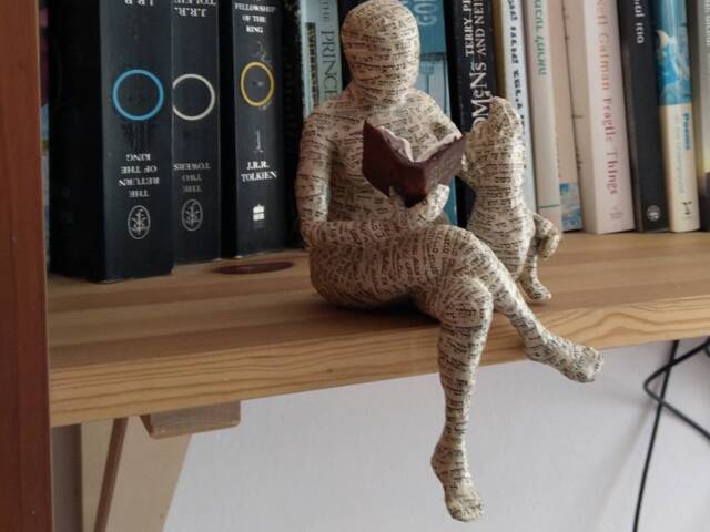 Pet Lover Gift, Reading Woman With Dog - image 1