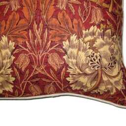 William Morris, Honeysuckle & Tulip, Brown, Beige Gold Linen Cushion Cover, Throw Pillow Homeware Decor - thumbnail 3