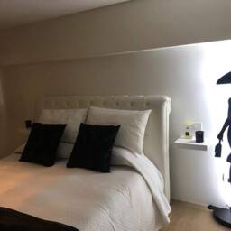 Black Silhouette Led Wall Lamp Glamorous Woman Design - thumbnail 3