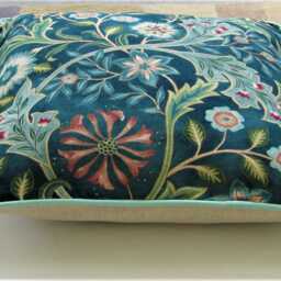 "William Morris, ""Wilhelmina" - thumbnail 2