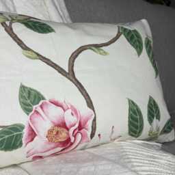 "Floral - Leaf Design Cushion Cover, Lumbar Size 12"" X 20" - thumbnail 4