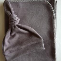 Organic Baby Blanket & Newborn Hat Set. Take Home Gray Swaddle Shower Gift. Photo Prop - thumbnail 2