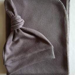 Organic Baby Blanket & Newborn Hat Set. Take Home Gray Swaddle Shower Gift. Photo Prop - thumbnail 4