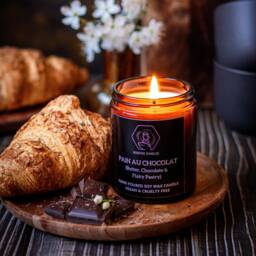 Pain Au Chocolat Candle - Cozy Bakery Pastry Soy Wax Warm Gourmand Home Fragrance
