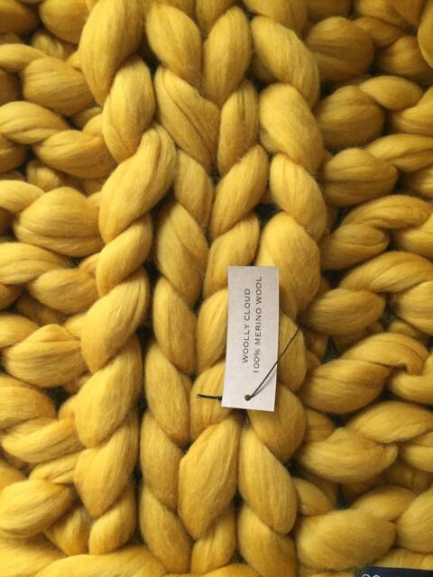Chunky Knit Blanket/Throw. Handmade . 100% Merino Wool. Size 32x54 Inches. Shipping in 5-7 Business Days - image 1