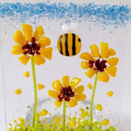 Handmade Fused Glass Tea Light Holder Sunflower & Bee Decor - thumbnail 4
