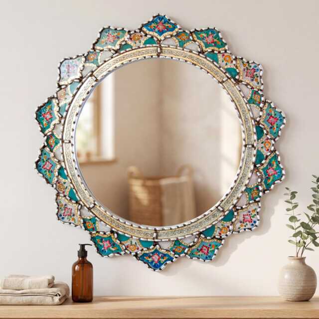 Round Peruvian Mirror 23.6 - image 1