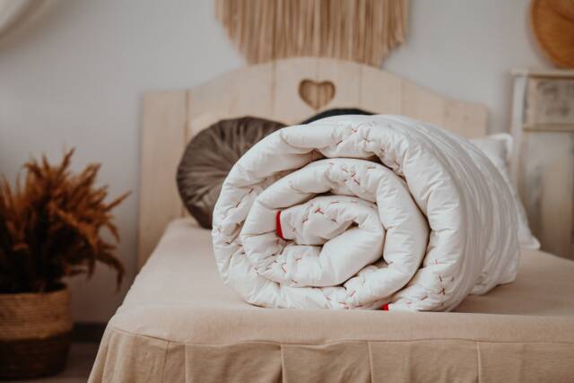 Natural & Ecological Alpaca Wool Duvet, Hypoallergenic, Unique Heart Pattern Hand Quilted, Red Trimming - image 1