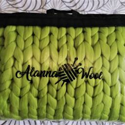 Handmade Chunky Merino Wool Blanket Arm Knit, Super Bulky - thumbnail 2