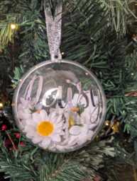 Personalised Daisy Bauble, Sunflower Flower Forget Me Not Rose Gerbera Christmas Daisy