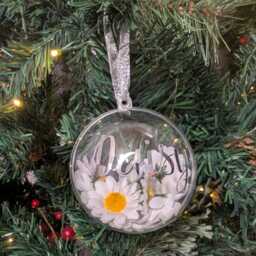 Personalised Daisy Bauble, Sunflower Flower Forget Me Not Rose Gerbera Christmas Daisy - thumbnail 4