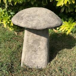 stone Garden Traditional Large Toadstool Mushroom 2 Piece Concrete Ornament - thumbnail 2
