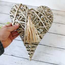Natural Willow Tapered Heart Hanging Decoration With Tassel - The Home & Hearts Shop Rustic Shabby Wall Decor Wedding Christmas - thumbnail 2