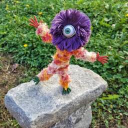 Royal Motley Spiked Cyclops - Bendable Copper Wire Creature Fun, Unique, Fully Poseable Hand-Made Out Of Recycled & Repurposed Materials - thumbnail 2