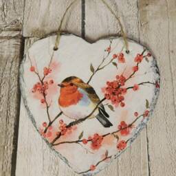 Robin & Berries Slate Heart Plaque Decoupage Wall Art - 15cm - thumbnail 2