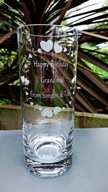 Engraved Hearts & Flowers Vase - Birthday Gift, Mothers Day Grandma, Personalised Gift