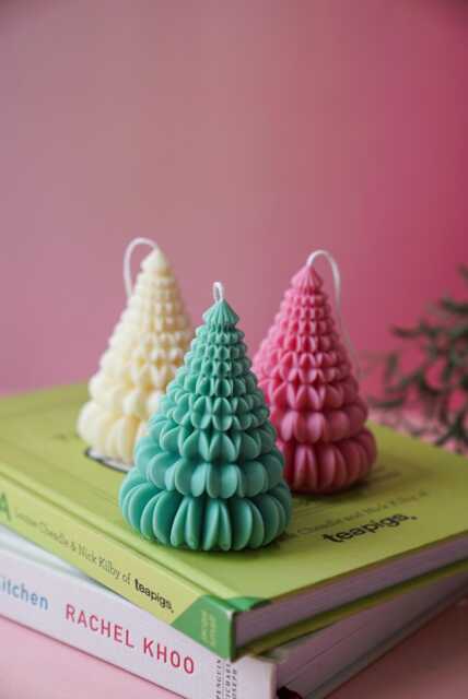 Origami Christmas Tree Candle Festive Soy Wax Holiday Decor - image 1