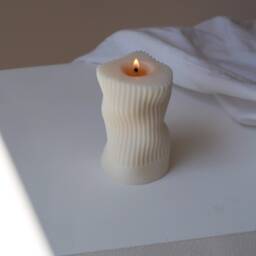Wavy Ribbed Pillar Candle - Soy Wax Aesthetic Decor - thumbnail 3