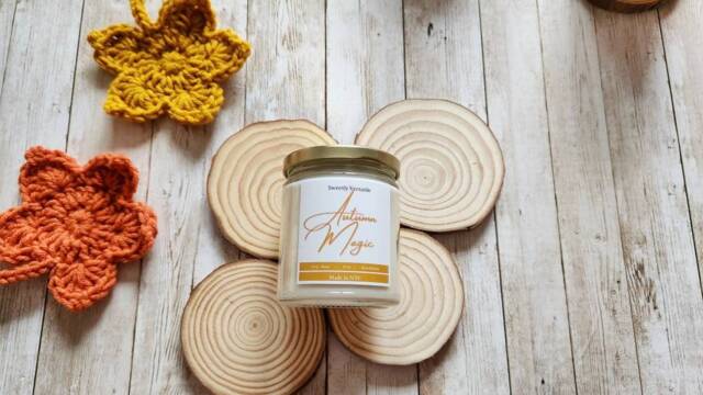 Autumn Magic - Fall Scented Soy Candle 8Oz Musk Hand Poured Wax Home Decor - image 1