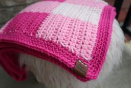 Crocheted Unisex Gingham Baby Blanket Set - thumbnail 1