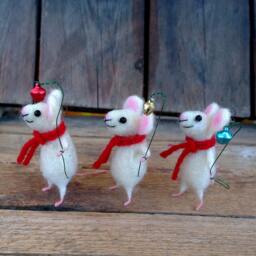 Felted Mouse Miniature Christmas Mouse With Bell Mini Animal Needle Felt Xmas Mice Cute Gift Collectible Dollhouse Woolen Soft Sculpture