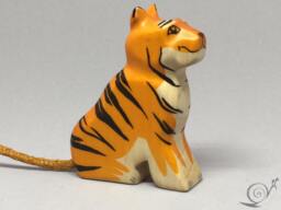 Toy Tiger Baby Woodencolurful Orange Black Stripes Sitting Size 6, 0 X 7, 5 2, 0 cm - Bxhxs Approx. 30, 0Gr - thumbnail 1