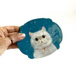 Decorative Plate, Wall Decor, Hanging, Farmhouse Cat Lover White Cat Painting, Persian Ceramic - thumbnail 4