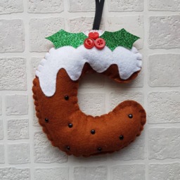 Personalised Christmas Pudding Hanging Letter. 18cm Felt Initial. Tree Decoration. Childrens Bedroom Decor Stocking Filler - thumbnail 3