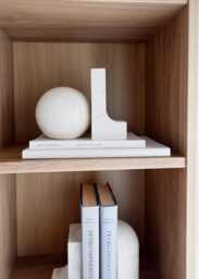 Marble Effect Shelf Ornament - Minimalist Bookends Set For Modern Decor