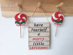 Merry Little Christmas Sign, Wall Art Decor, Xmas Hanging Wood Holiday Home Decor - thumbnail 1