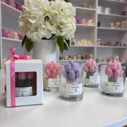Tulip Bloom Candle Jar/Scented Soy Wax Perfect Gift - thumbnail 4