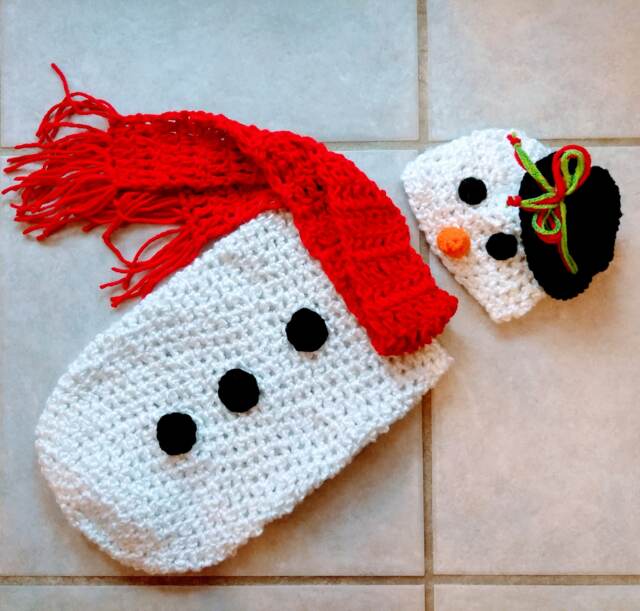 Newborn Snowman Outfit, Christmas Costume Baby, Swaddle Blanket, Winter Photoshoot, Xmas Photo Prop, Holiday Costume, Baby Shower - image 1