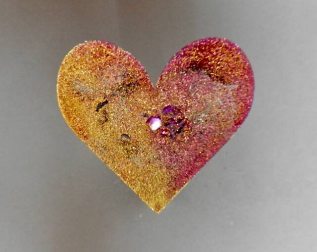 Valentine's Gift, Candles Handmade, Beautiful Purple Heart Decrated With Gold & Purple Glitter Make A Unique Present - image 1