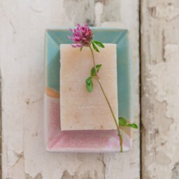 Shoreline Ceramic Soap Dish - thumbnail 3