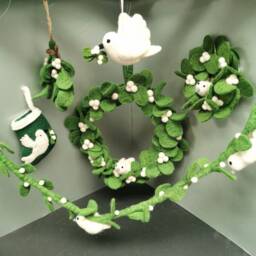 Mistletoe Wreath With Dove Handmade Felt Fair Trade Christmas Decoration - thumbnail 4
