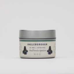 Ingleborough - Scented Candle Hand Poured in Yorkshire Soy Wax Vegan - thumbnail 2