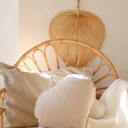 "Velvet Leaf Pillow ""Cream" - thumbnail 2