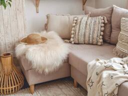"Real Icelandic Sheepskin Rug Natural White Long Wool, Elegant Home Decor - 47"" X 29" - thumbnail 1