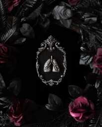 Lungs in Ornate Oval Wall Plaque - Macabre Gothic Decor Halloween & Spooky Season Gift Witchy Homeware Anatomy Home Present