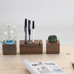 Udarnik - Wood Organizer With Lamp - thumbnail 3