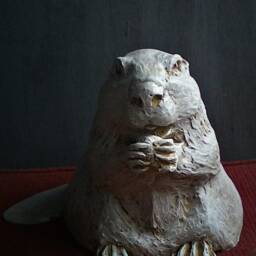 The Beaver, Reconstituted Stone Sculpture - thumbnail 3