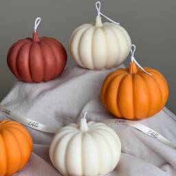 Large Pumpkin Candle Hand-Poured Soy Wax, Autumn Decor - thumbnail 2