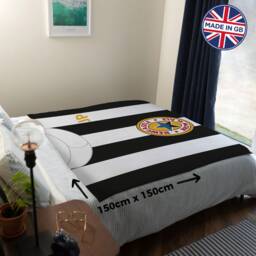 Newcastle - 1996 Home Shirt Personalised Classic Football Retro Fleece Blanket - thumbnail 3