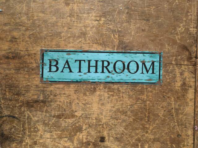Bathroom Door Sign Toilets Changing Room Enamel Metal Tin Sign Wall Plaque