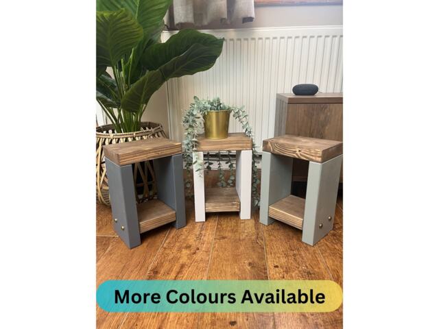 Mini Rustic Side Table & Plant Stand - Living Room Bedroom Furniture - image 1