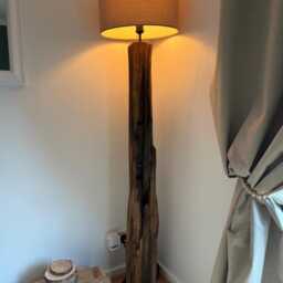 Reclaimed Solid Wood Floor Lamp - Sculptural Standing Light, Rustic Home Decor - thumbnail 4