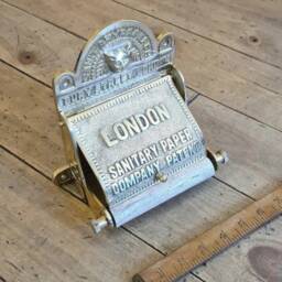 For??t London Industrial Rustic Hand Forged Wood Handle Vintage Toilet Roll Holder With Lid in Antique Iron - thumbnail 2