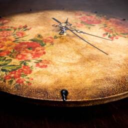 Retro Wooden Wall Clock Floral Roses, Crackle Glass Effect - thumbnail 2