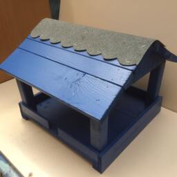 Garden Bird Feeder Table - Hand Made & Painted in Pastal Colours Barleywood - thumbnail 3